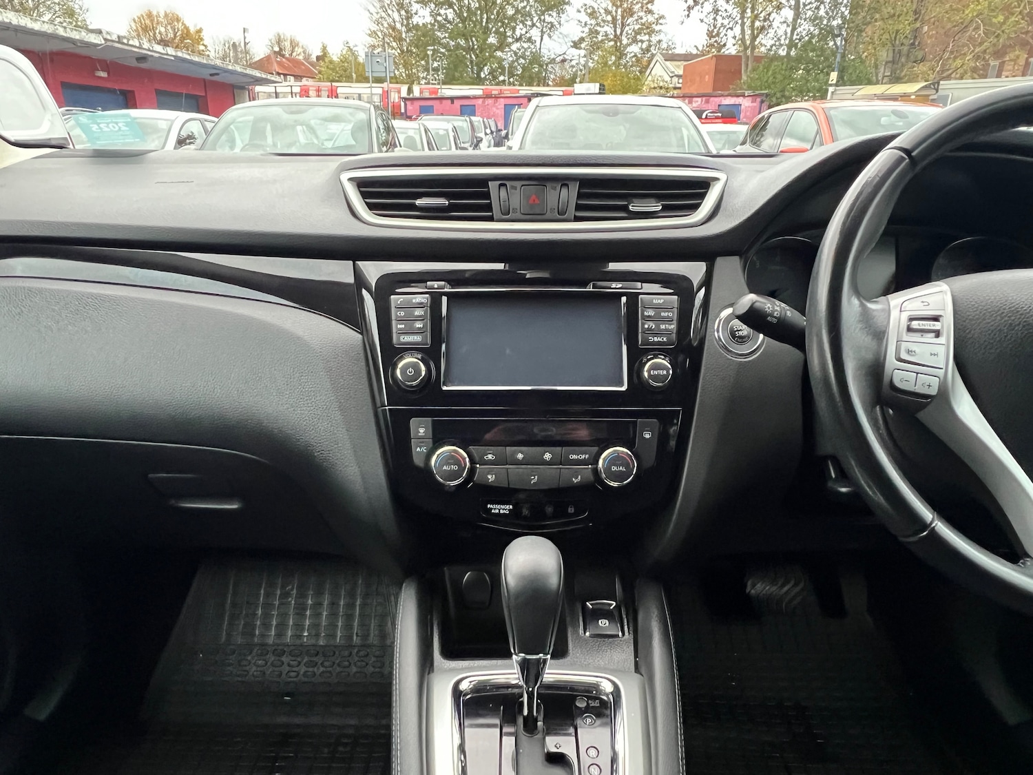 Used Nissan Qashqai 2017 for sale - 76480781: Photo 25