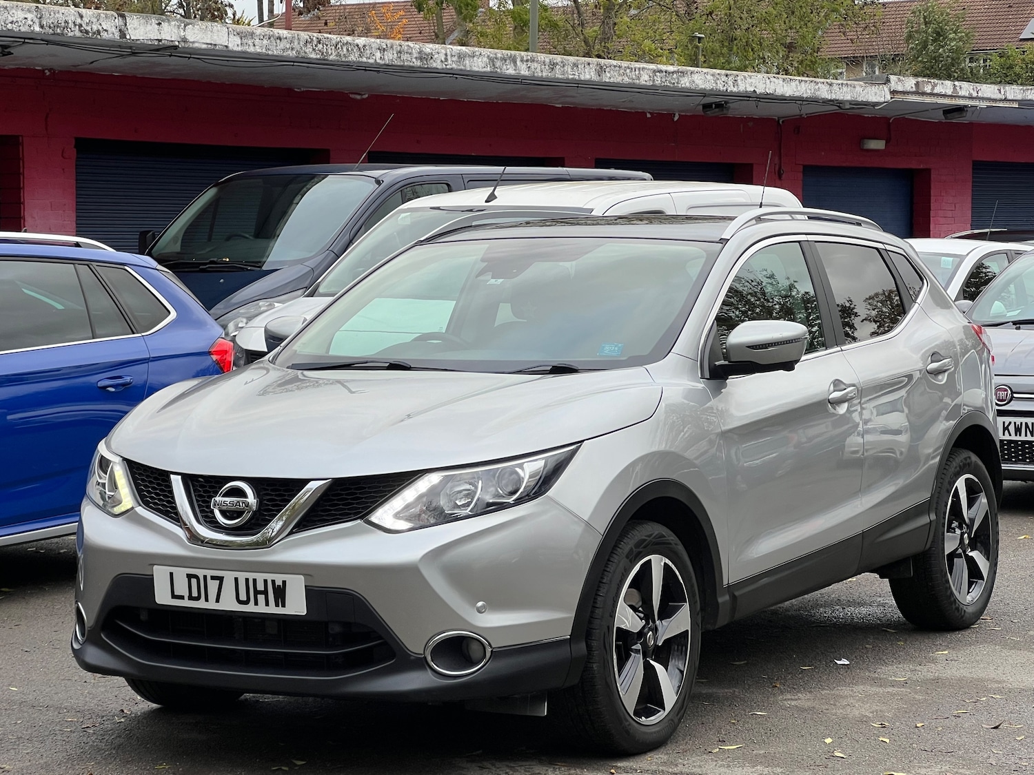 Used Nissan Qashqai 2017 for sale - 76480781: Photo 3