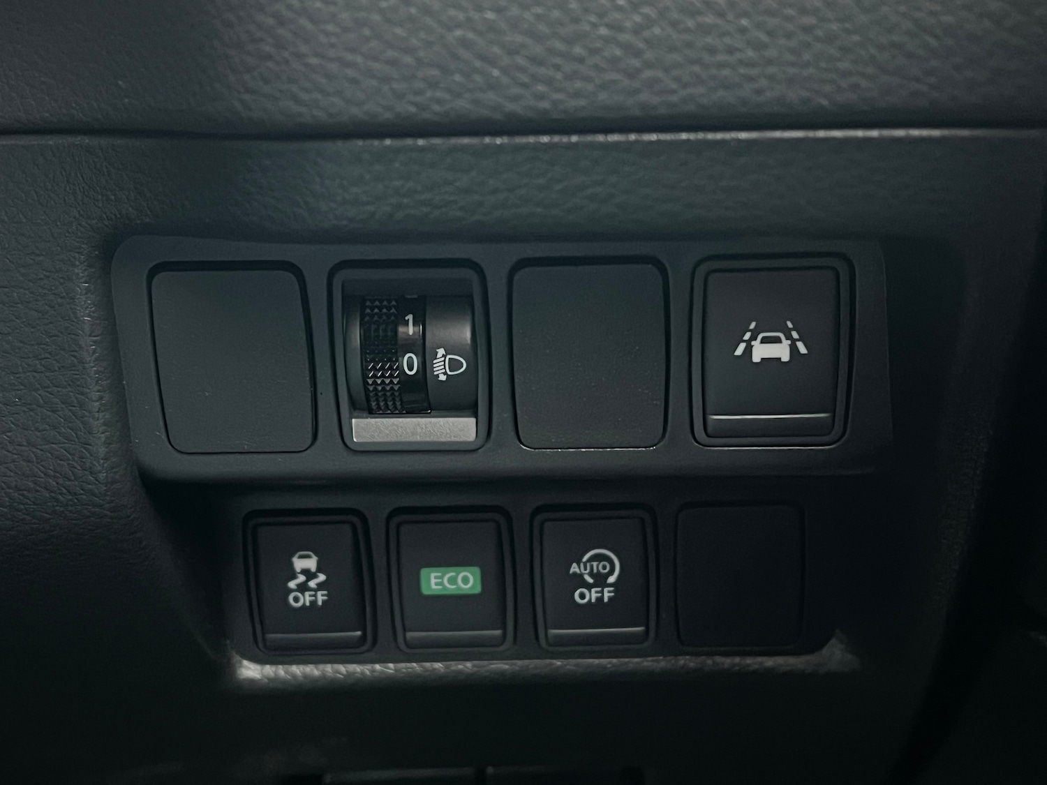 Used Nissan Qashqai 2017 for sale - 76480781: Photo 35