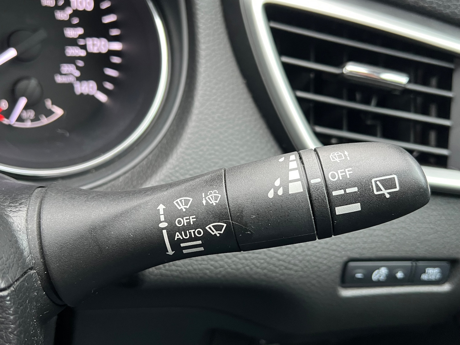 Used Nissan Qashqai 2017 for sale - 76480781: Photo 37