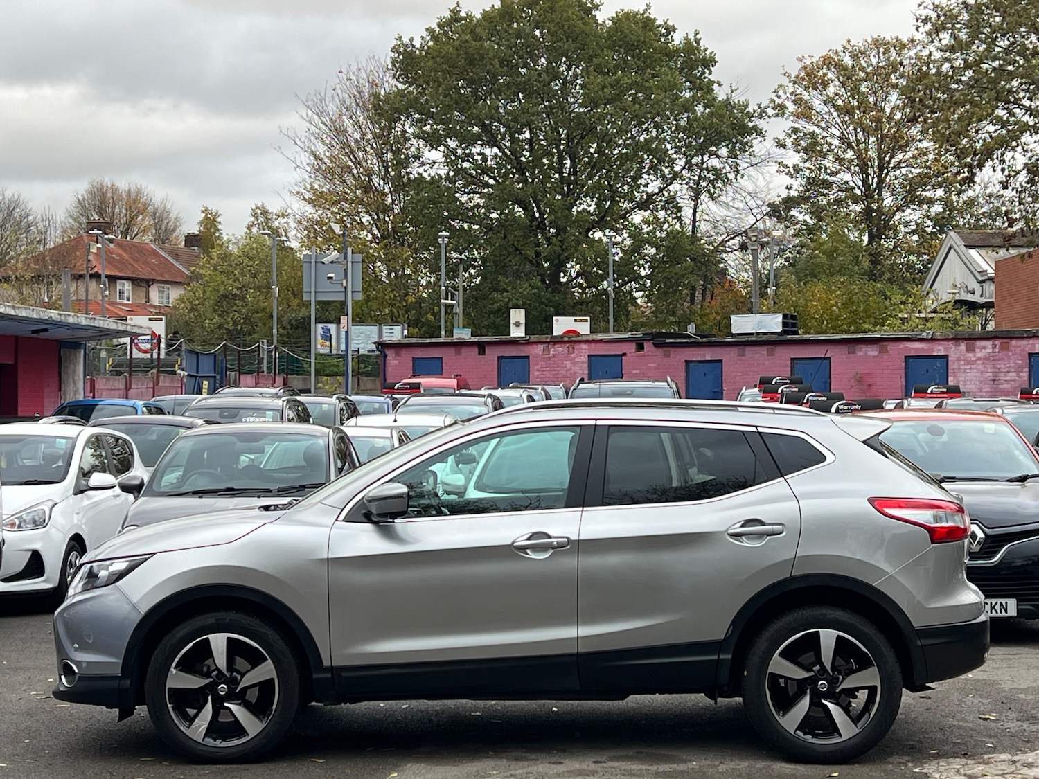 Used Nissan Qashqai 2017 for sale - 76480781: Photo 4