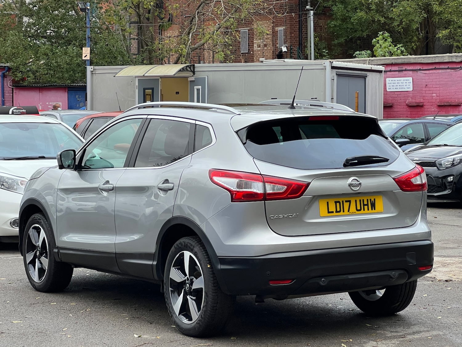 Used Nissan Qashqai 2017 for sale - 76480781: Photo 5