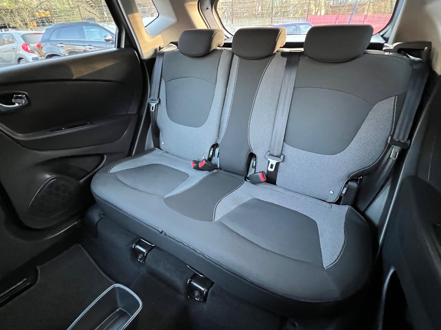 Used Renault Captur 2015 for sale - 77764225: Photo 13