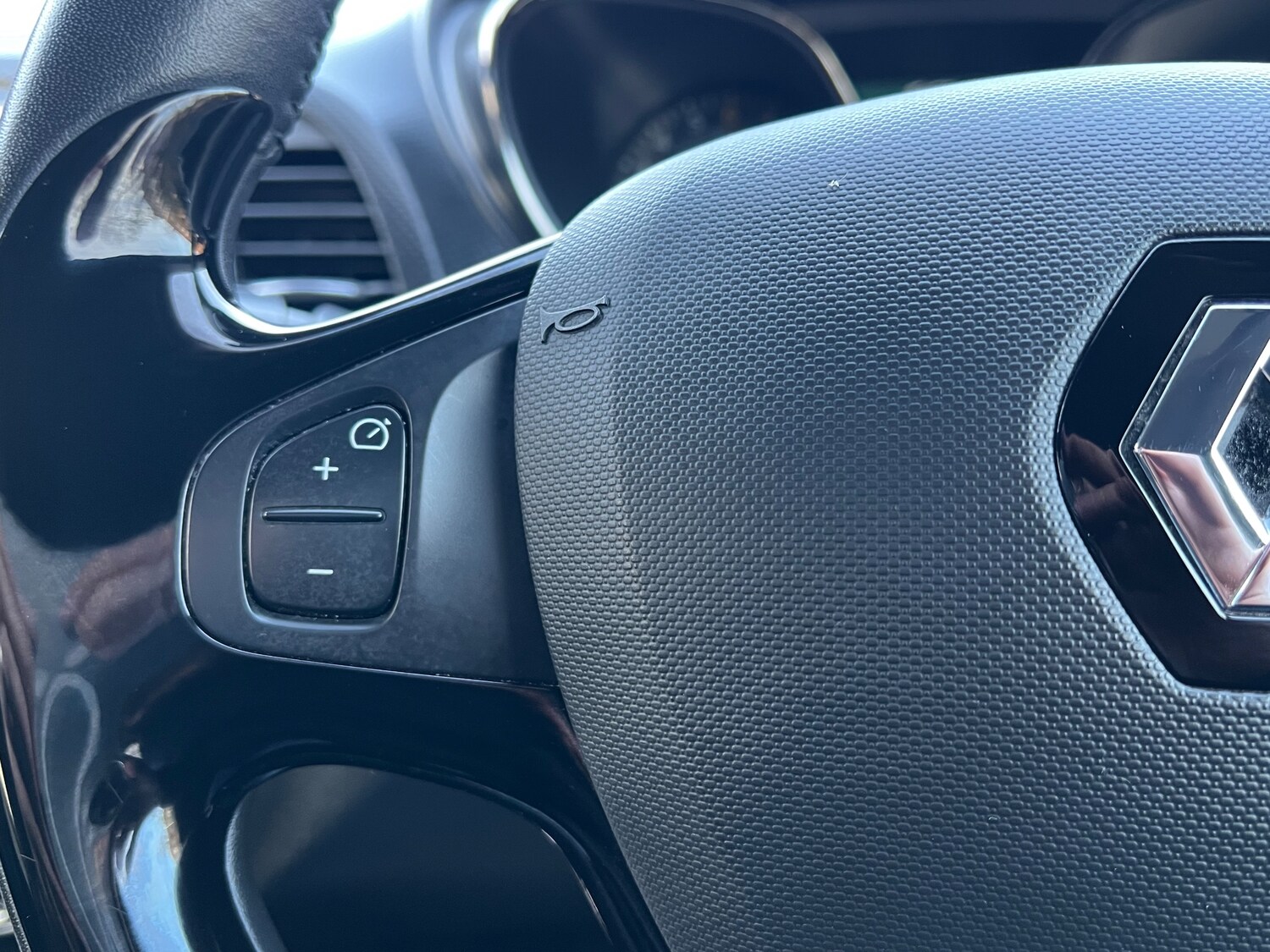 Used Renault Captur 2015 for sale - 77764225: Photo 20