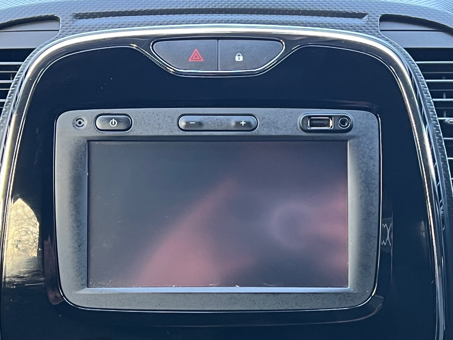 Used Renault Captur 2015 for sale - 77764225: Photo 24