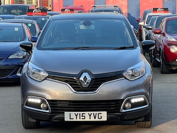 Used Renault Captur 2015 for sale - 77764225: Photo