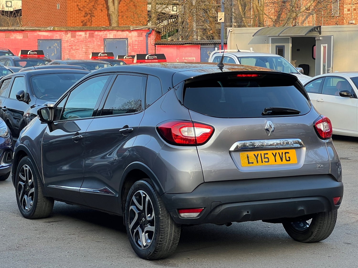 Used Renault Captur 2015 for sale - 77764225: Photo 5