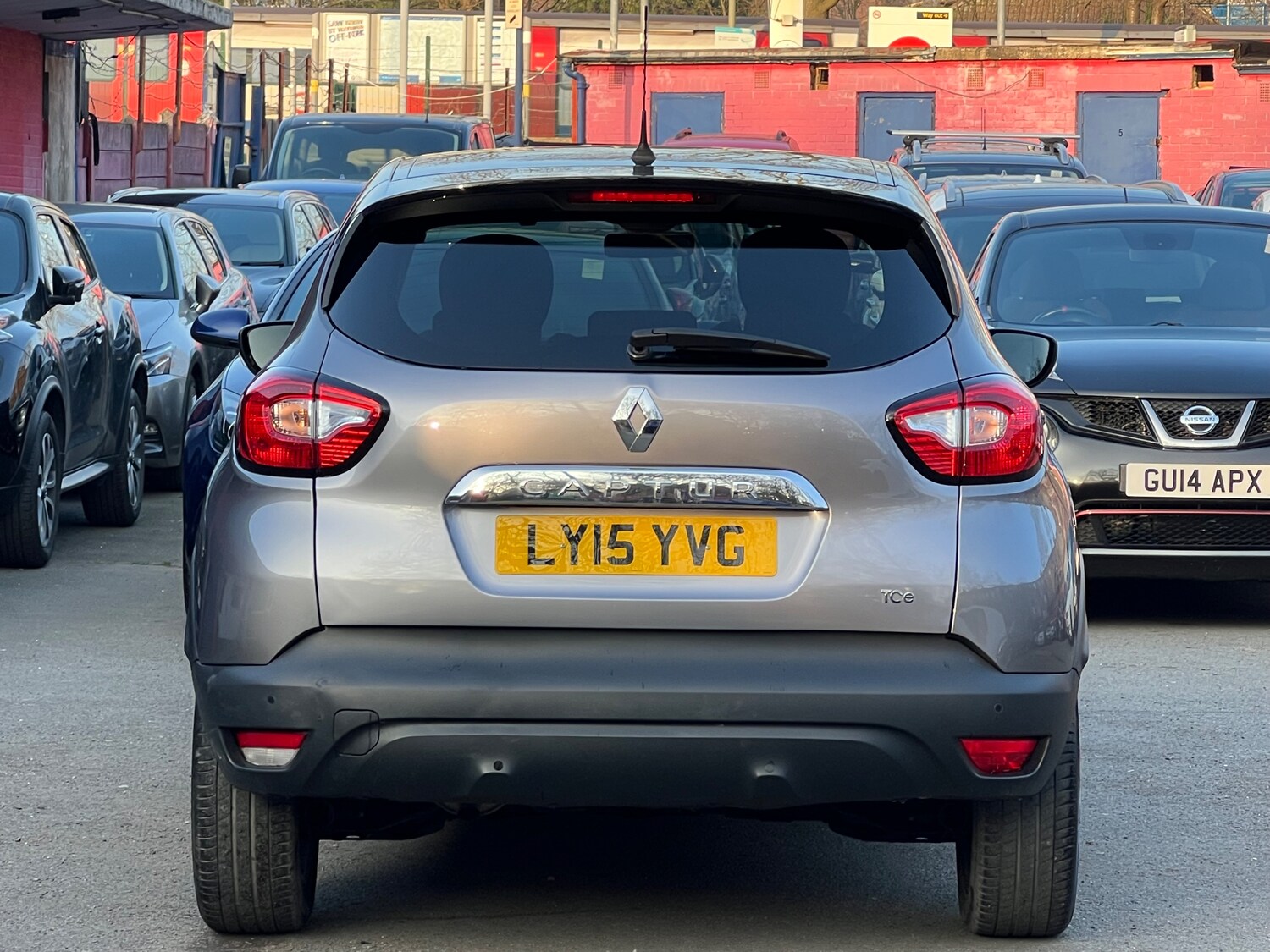 Used Renault Captur 2015 for sale - 77764225: Photo 6