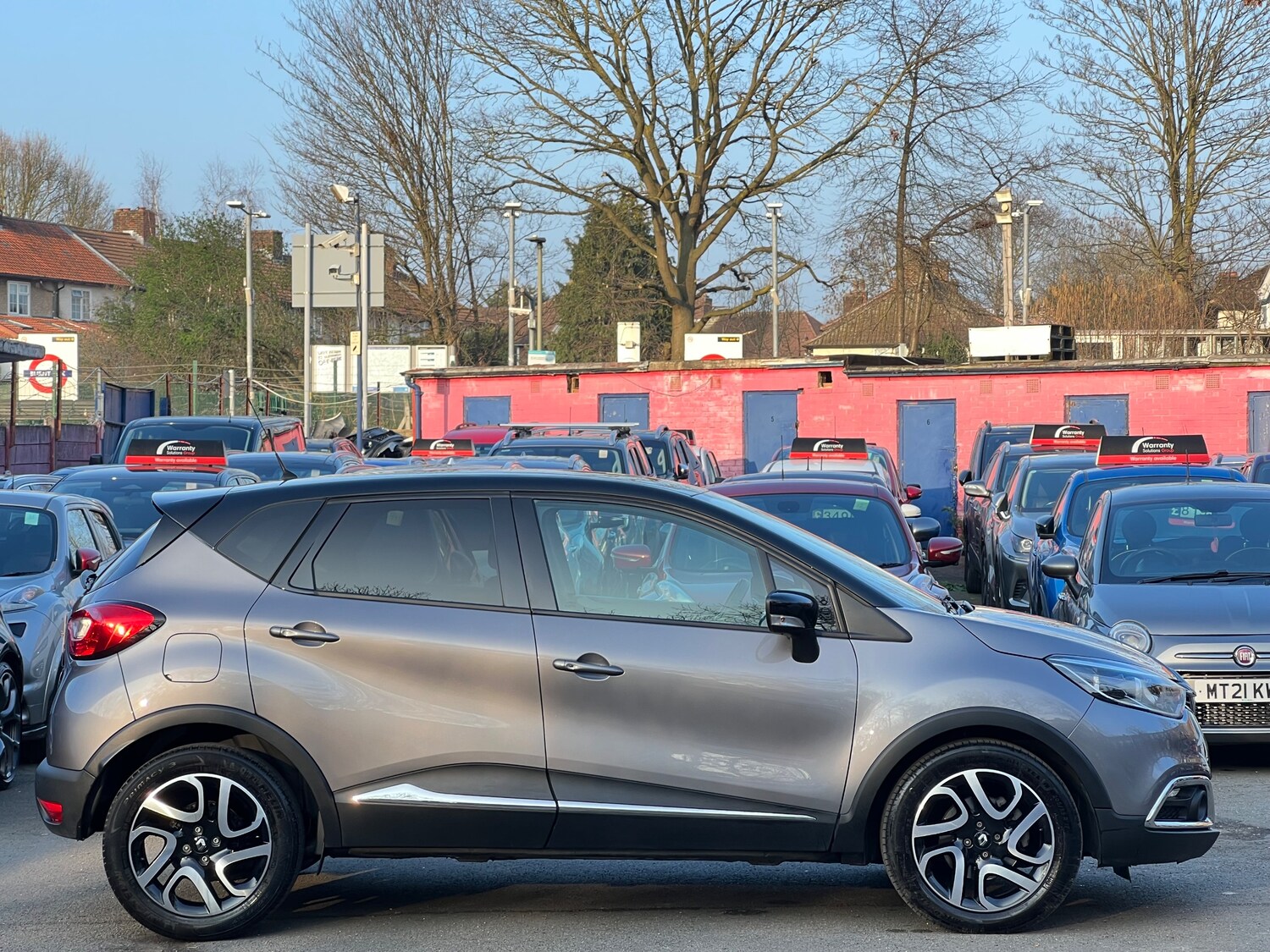 Used Renault Captur 2015 for sale - 77764225: Photo 8