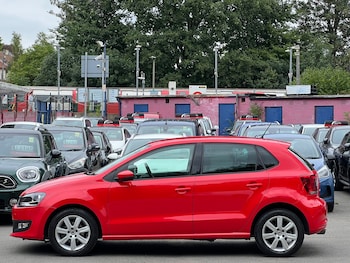 Used Volkswagen Polo 2013 for sale - 75412781: Photo