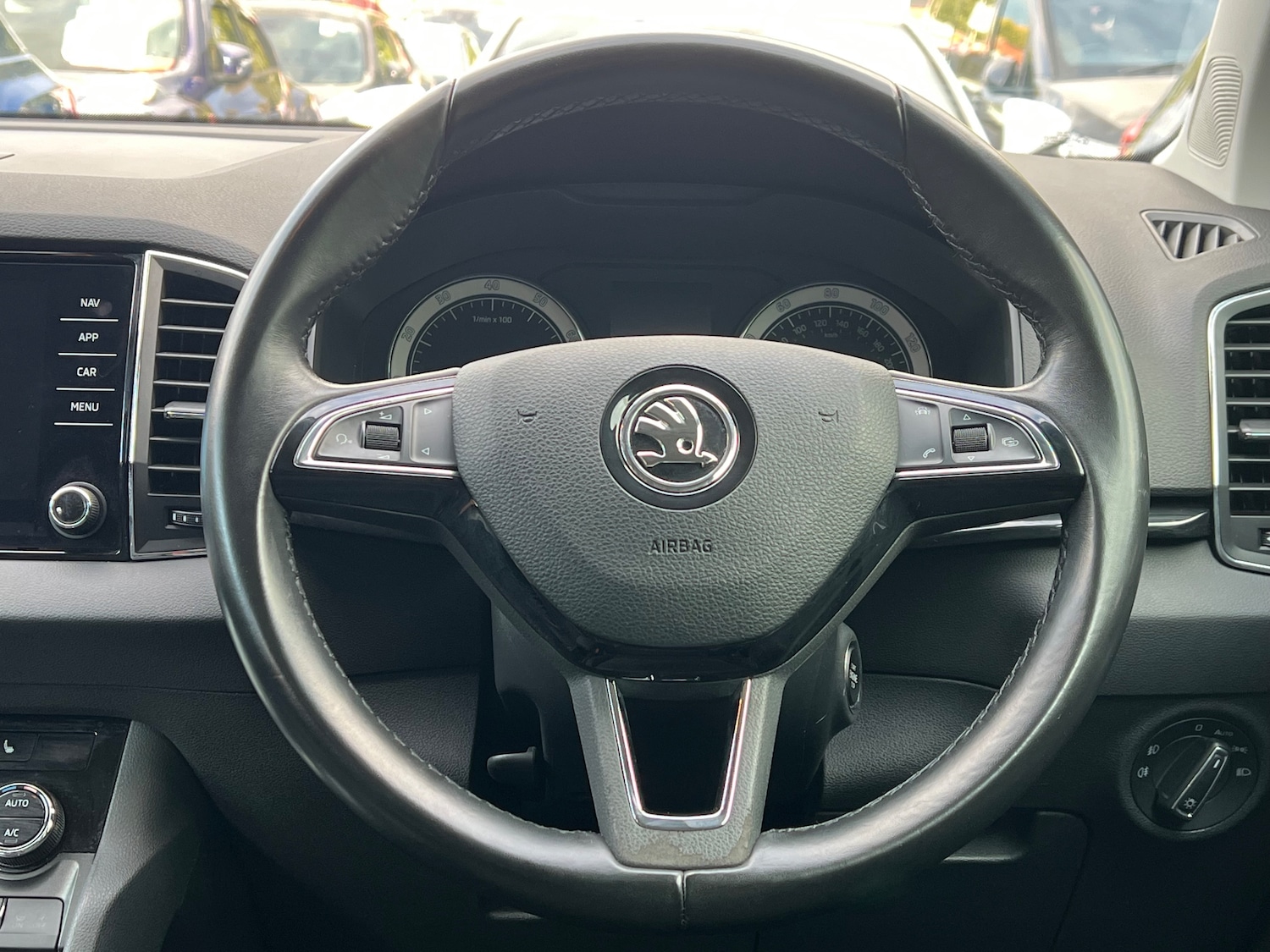 Used Skoda Karoq 2018 for sale - 76097340: Photo 19