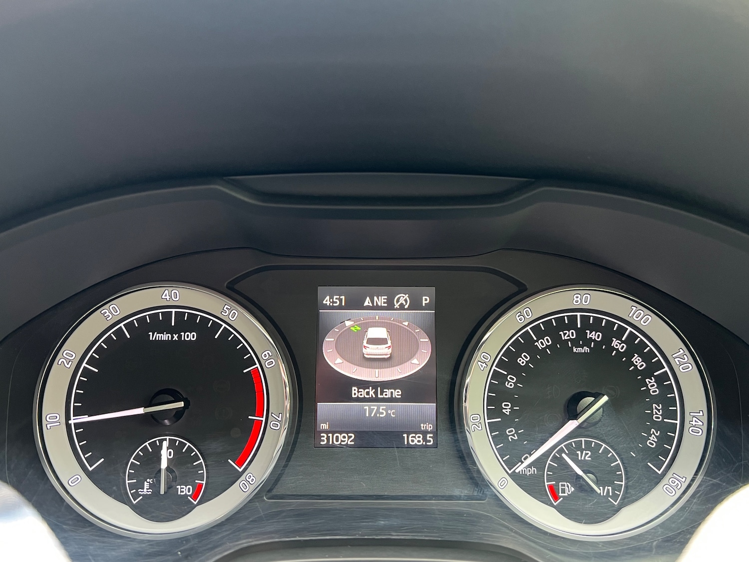 Used Skoda Karoq 2018 for sale - 76097340: Photo 22