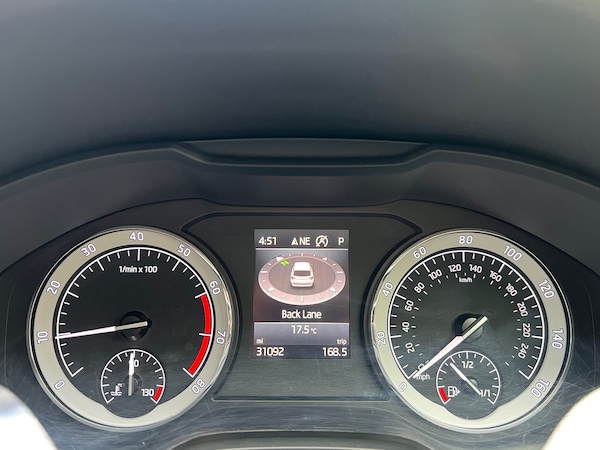 Used Skoda Karoq 2018 for sale - 76097340: Photo 22