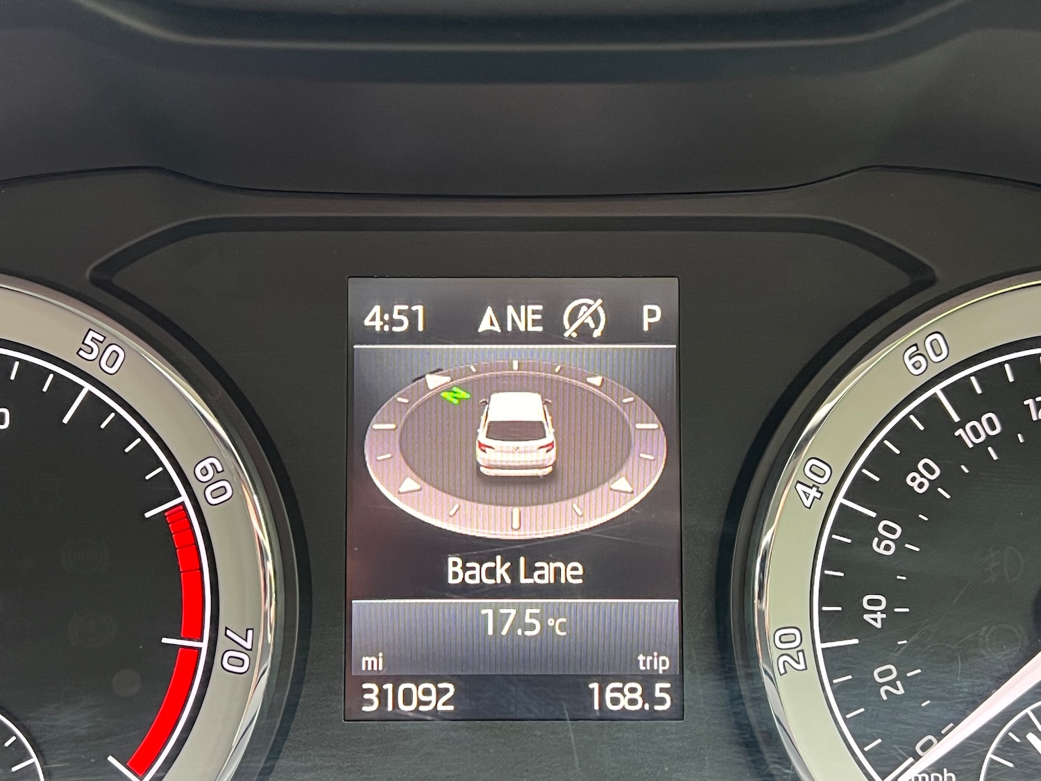 Used Skoda Karoq 2018 for sale - 76097340: Photo 23