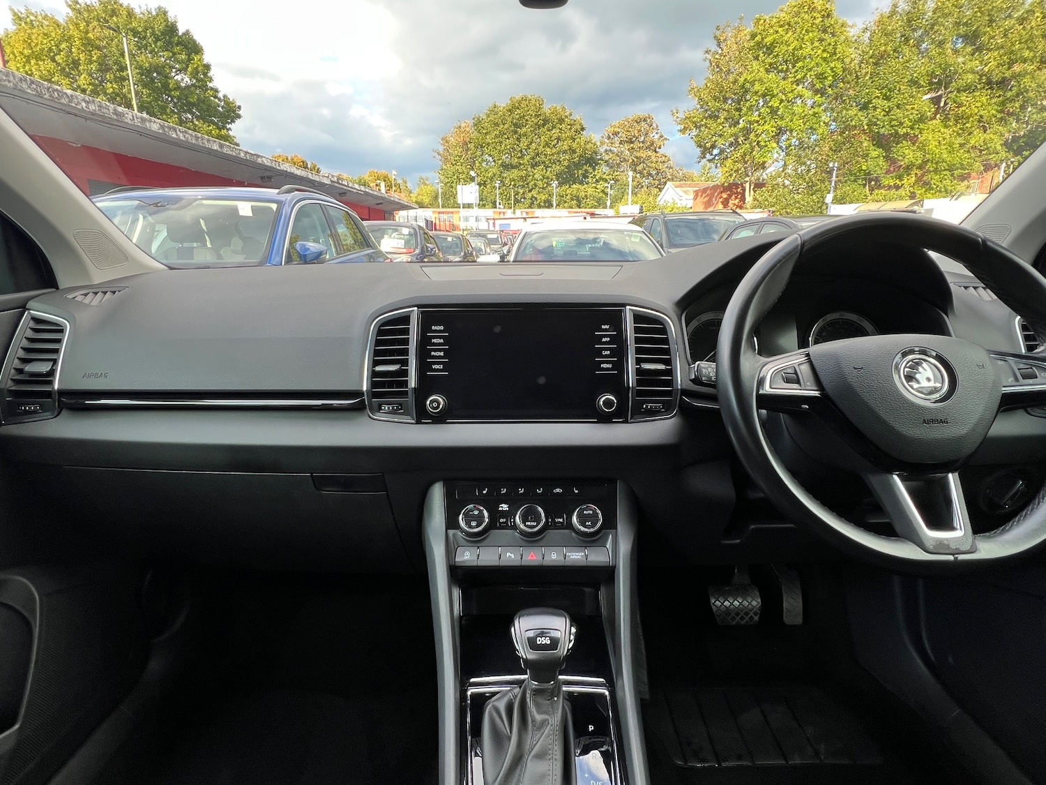 Used Skoda Karoq 2018 for sale - 76097340: Photo 24