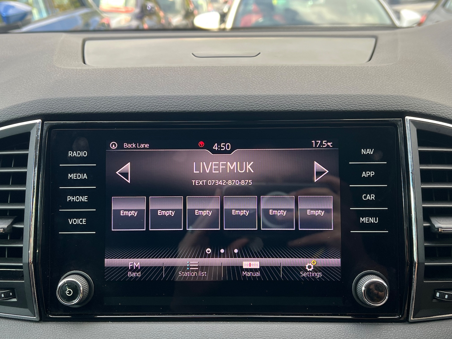 Used Skoda Karoq 2018 for sale - 76097340: Photo 32