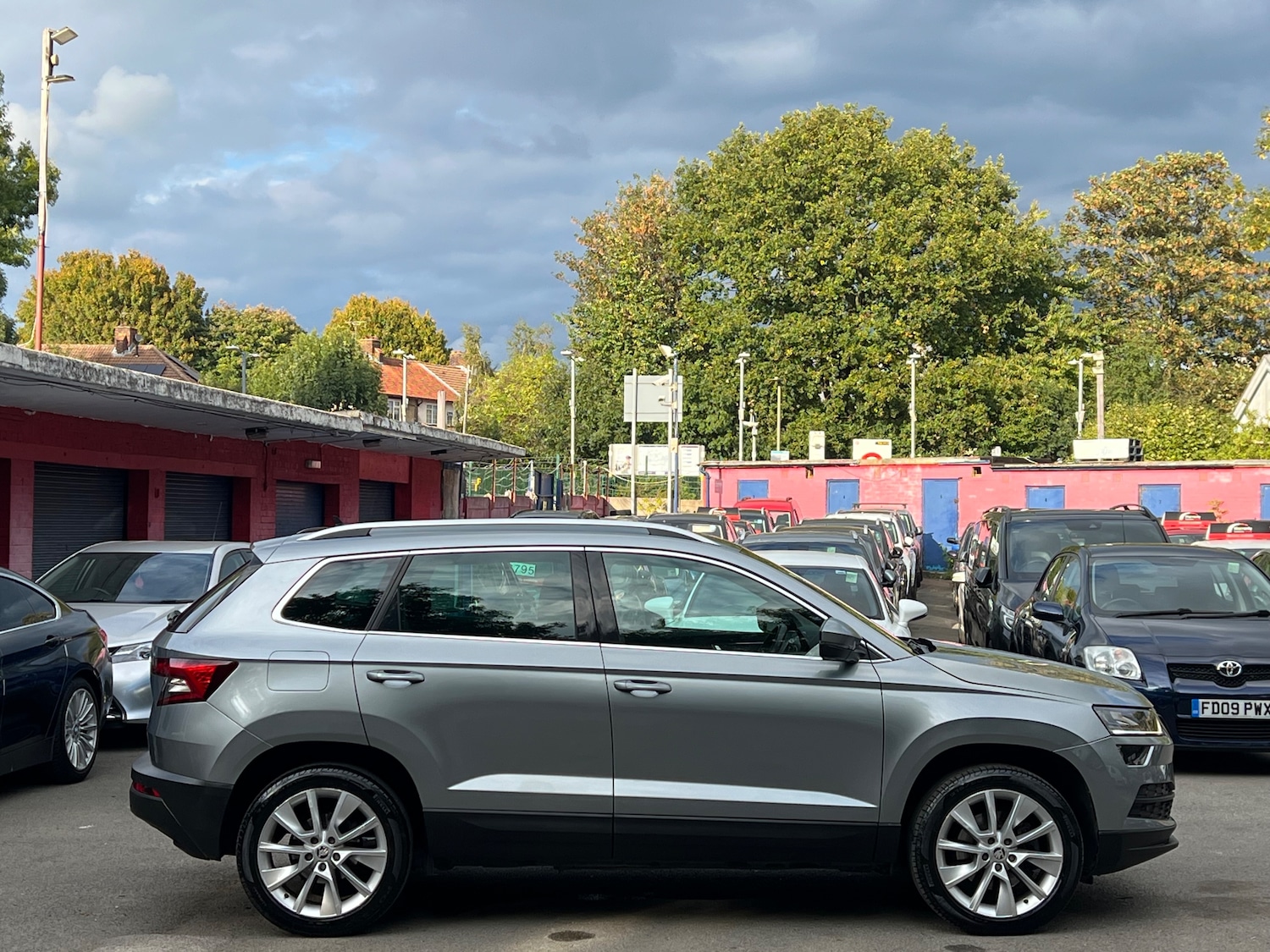 Used Skoda Karoq 2018 for sale - 76097340: Photo 8