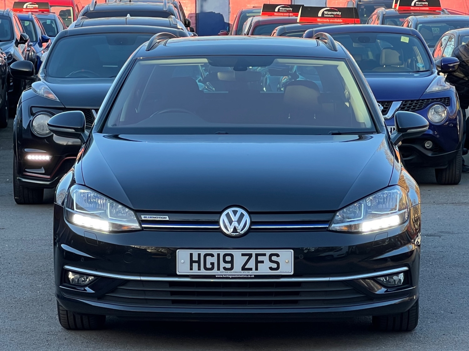Used Volkswagen Golf 2019 for sale - 77951725: Photo 2