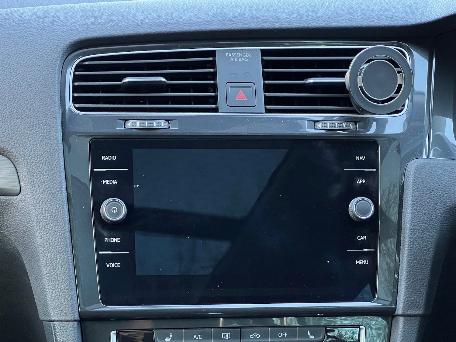 Used Volkswagen Golf 2019 for sale - 77951725: Photo 25