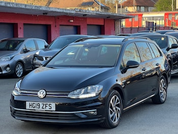Used Volkswagen Golf 2019 for sale - 77951725: Photo