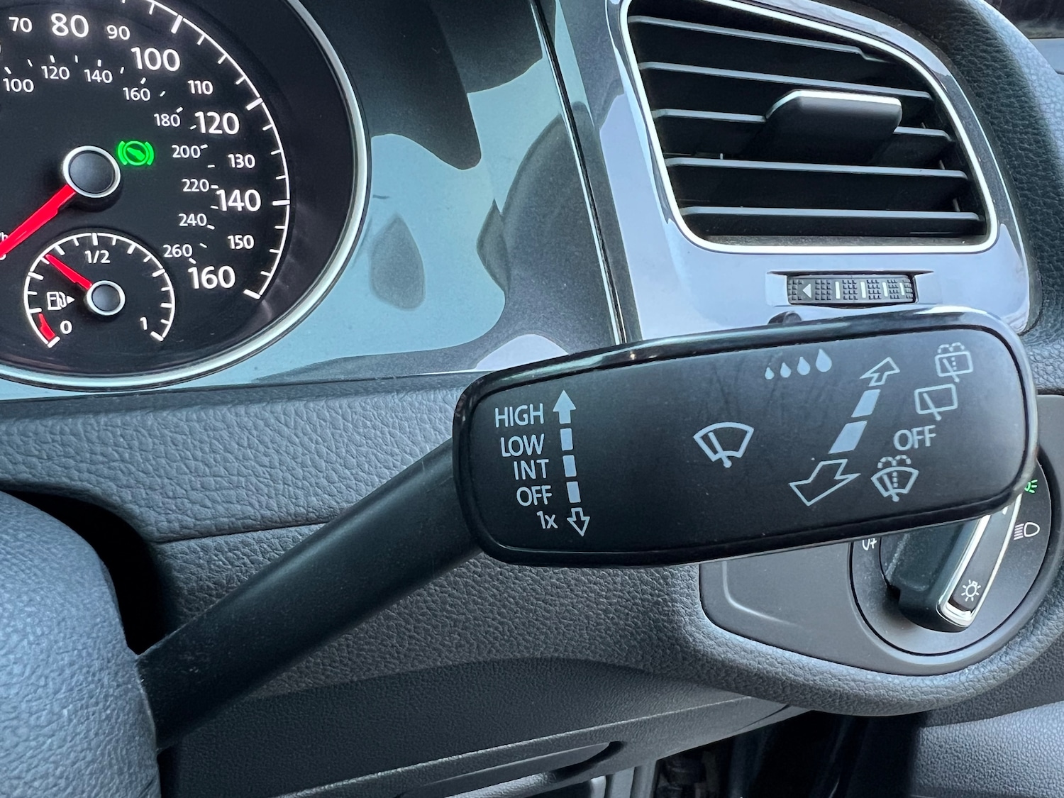 Used Volkswagen Golf 2019 for sale - 77951725: Photo 40