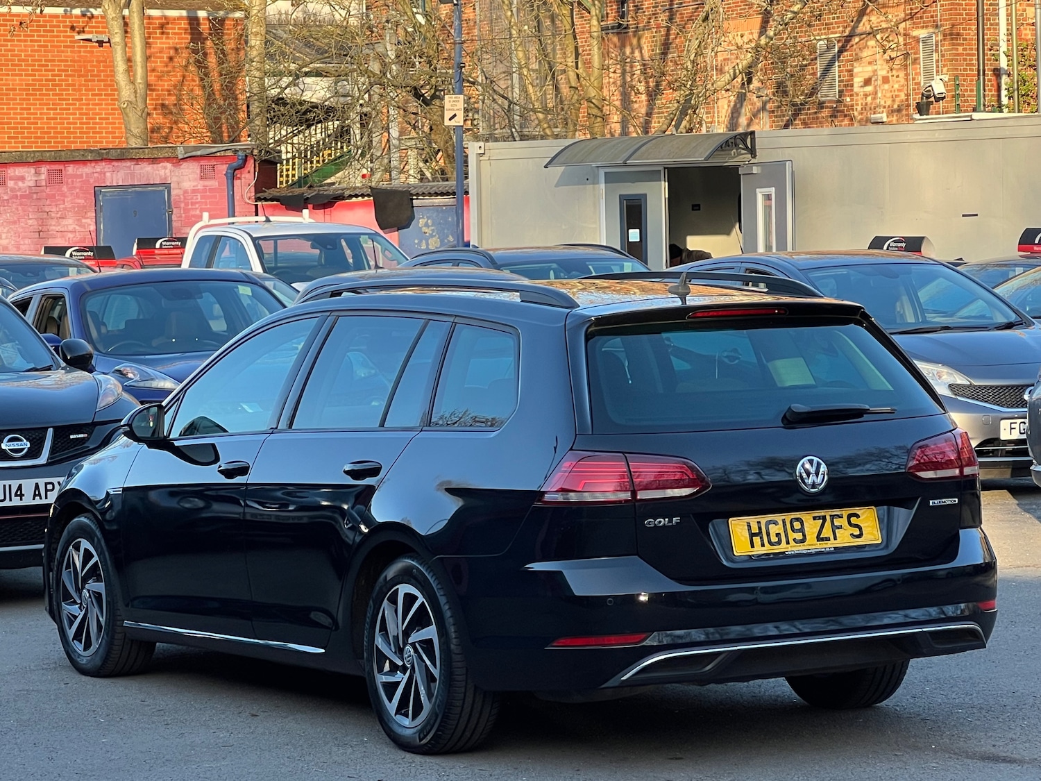 Used Volkswagen Golf 2019 for sale - 77951725: Photo 5