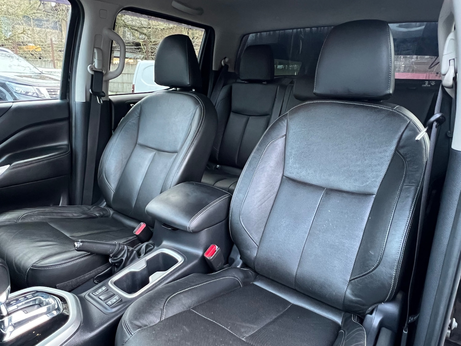 Used Nissan Navara 2018 for sale - 77394182: Photo 14