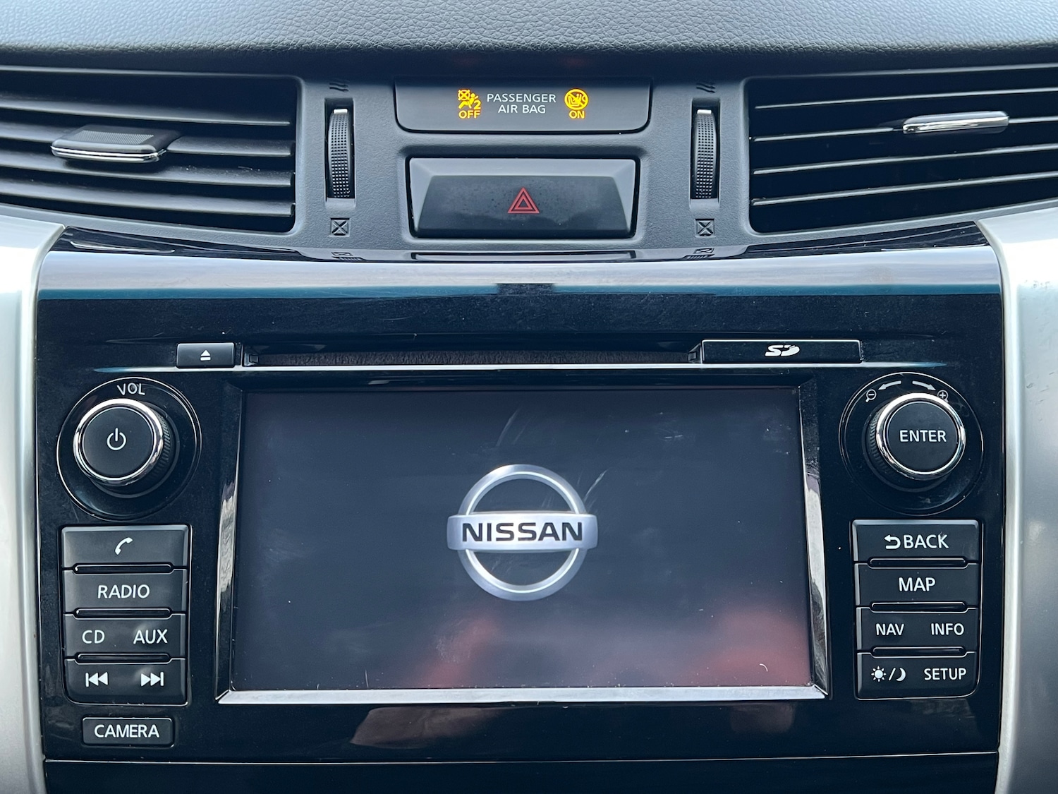 Used Nissan Navara 2018 for sale - 77394182: Photo 28