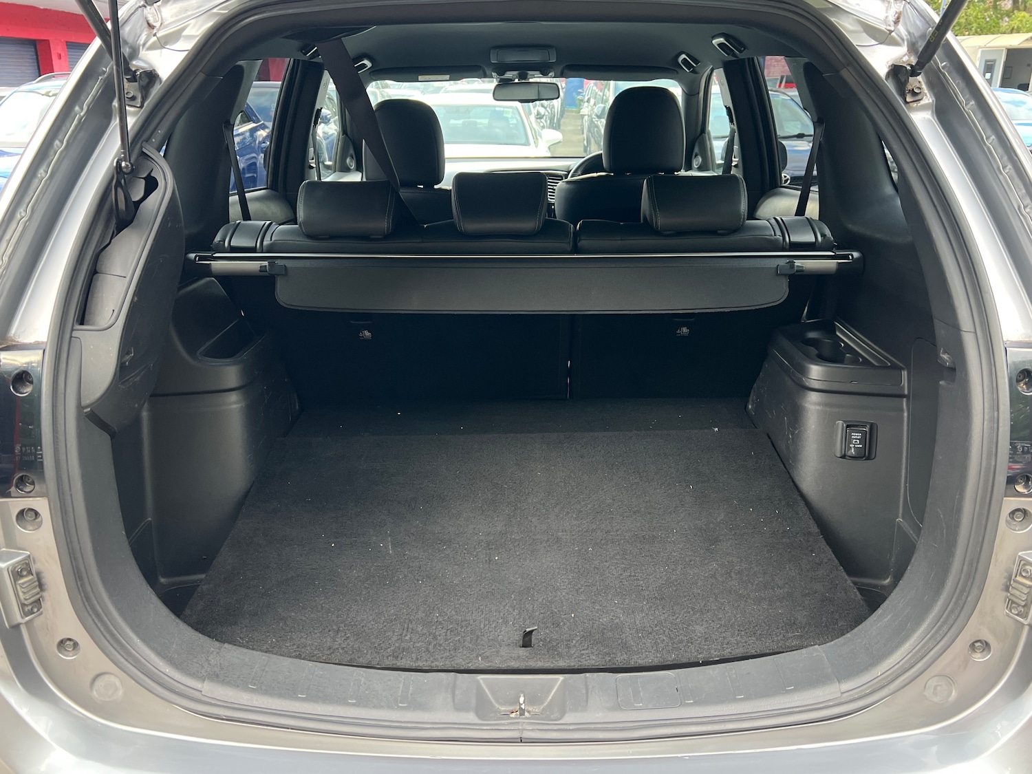 Used Mitsubishi Outlander 2019 for sale - 76097342: Photo 13