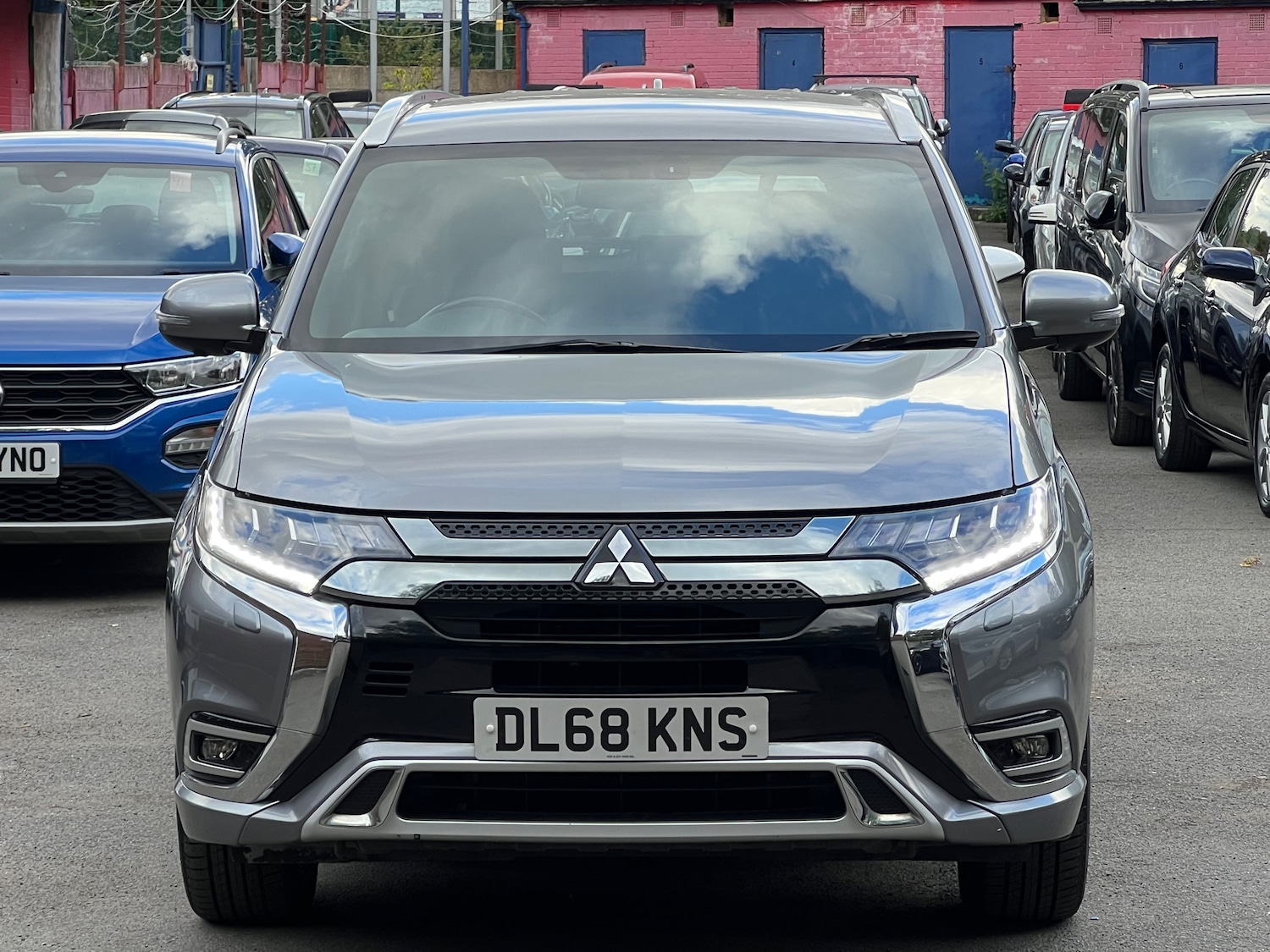 Used Mitsubishi Outlander 2019 for sale - 76097342: Photo 2