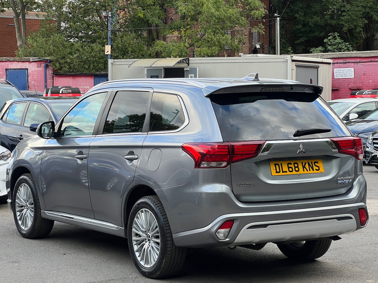 Used Mitsubishi Outlander 2019 for sale - 76097342: Photo 5