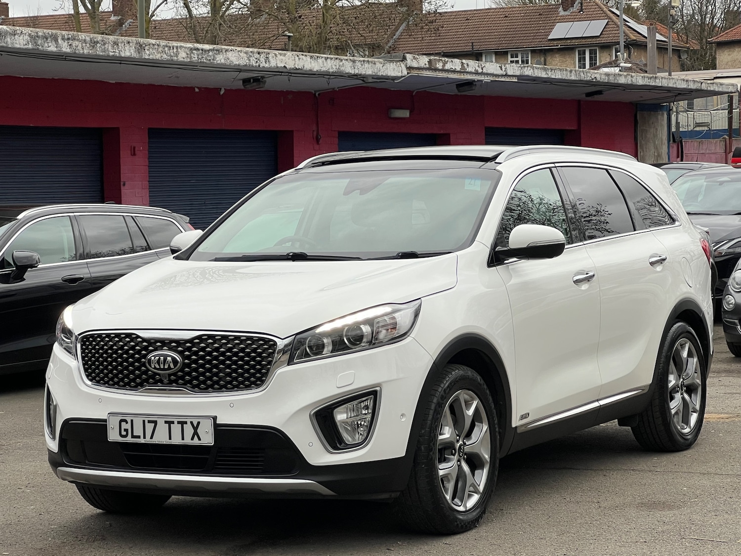Used Kia Sorento 2017 for sale - 77698499: Photo 3