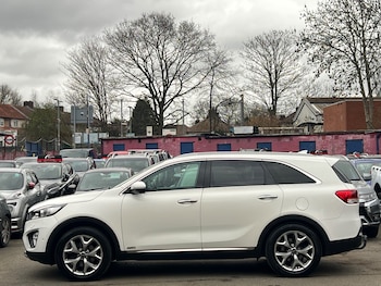 Used Kia Sorento 2017 for sale - 77698499: Photo