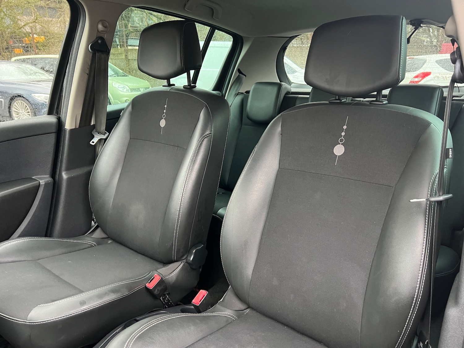 Used Renault Clio 2012 for sale - 77462985: Photo 14