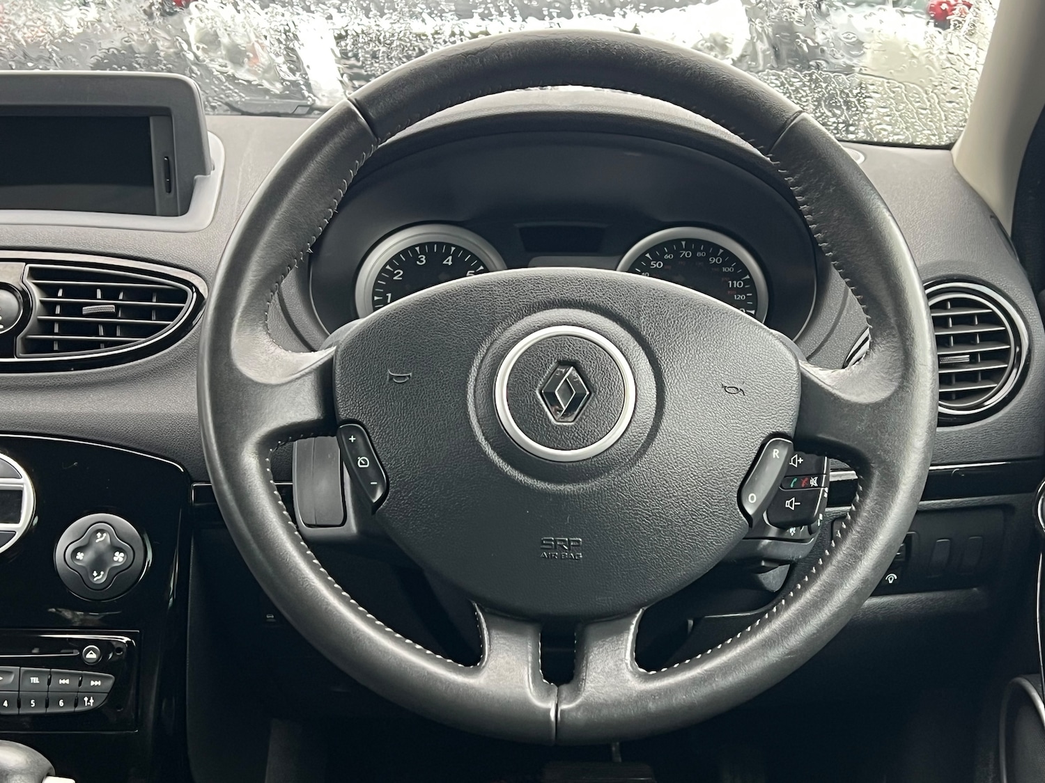 Used Renault Clio 2012 for sale - 77462985: Photo 19