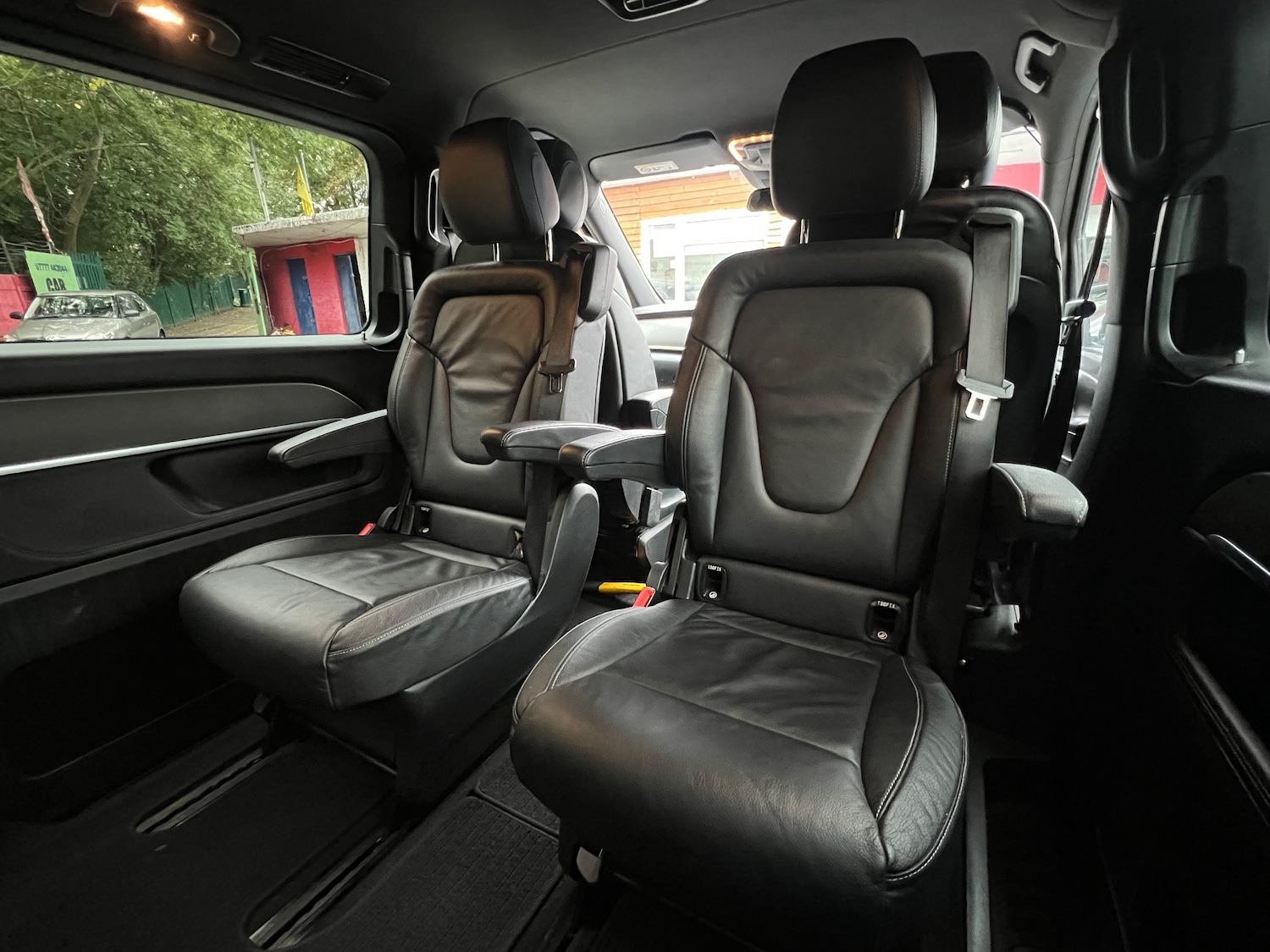 Used Mercedes-Benz V-Class 2018 for sale - 76386866: Photo 14