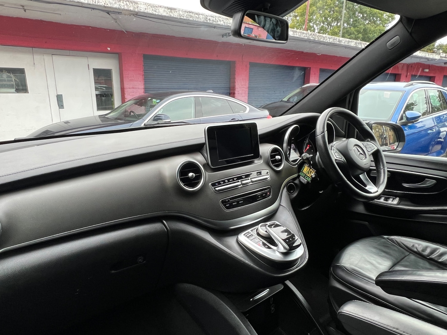 Used Mercedes-Benz V-Class 2018 for sale - 76386866: Photo 17