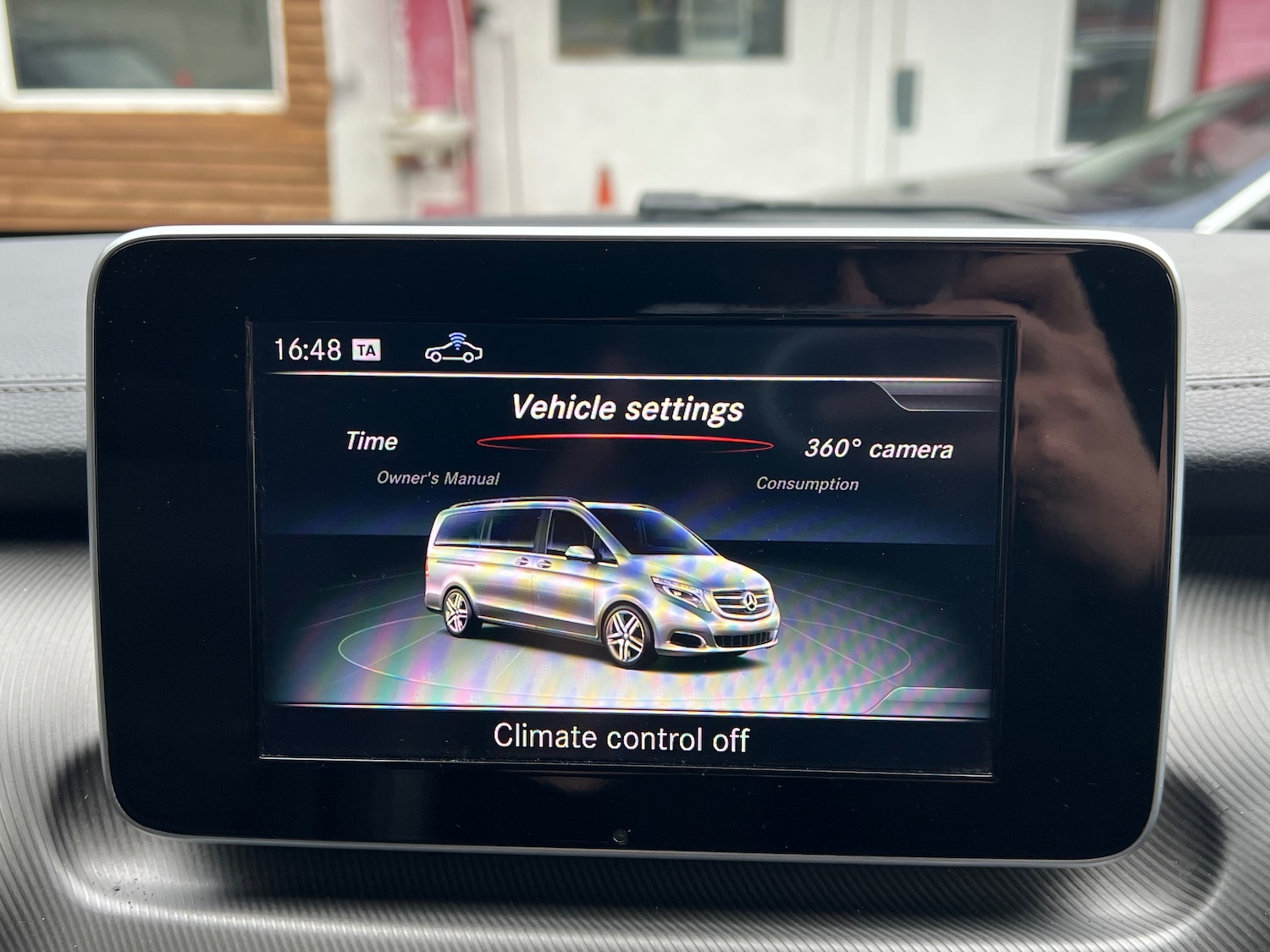 Used Mercedes-Benz V-Class 2018 for sale - 76386866: Photo 26