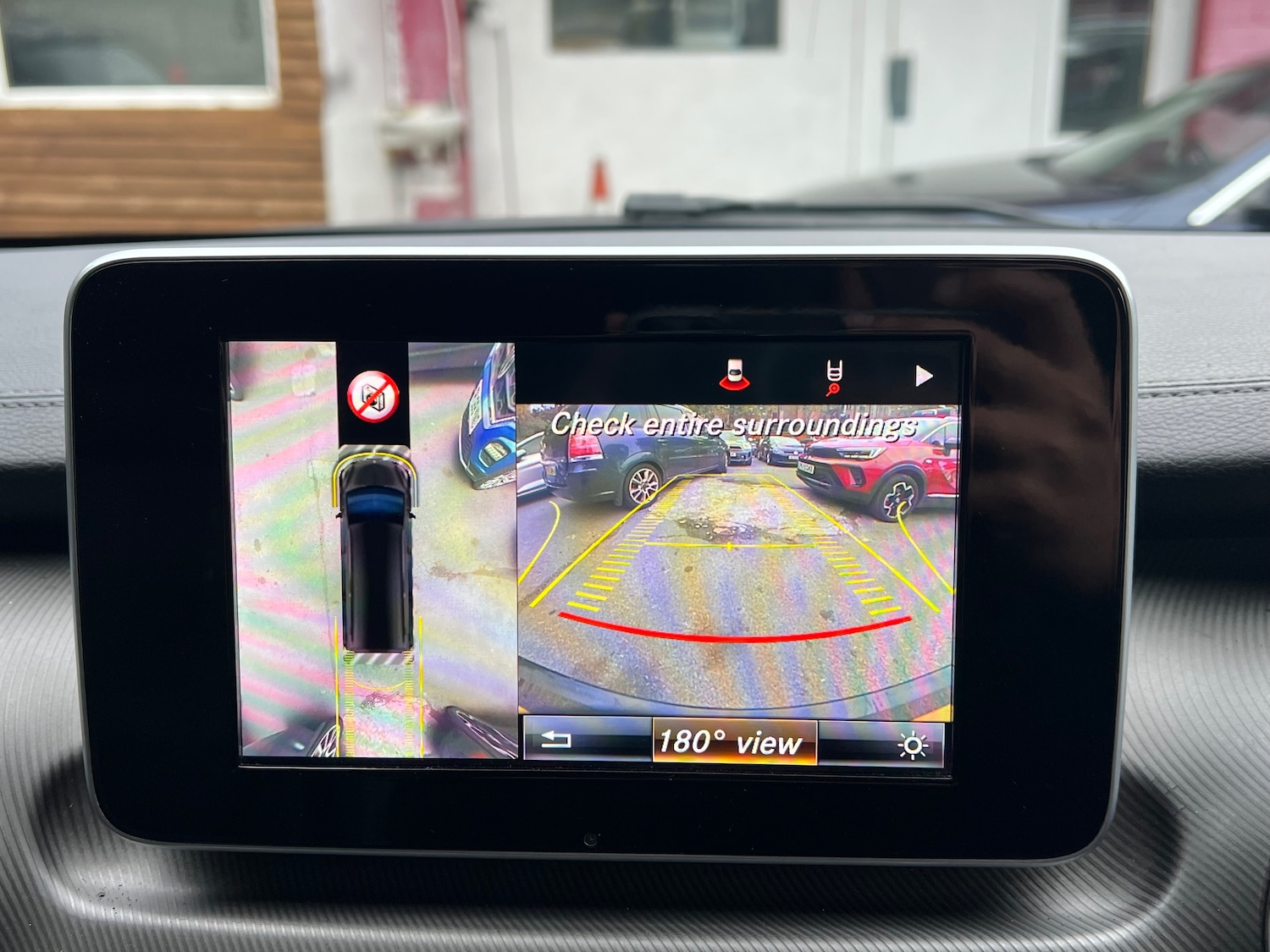 Used Mercedes-Benz V-Class 2018 for sale - 76386866: Photo 28