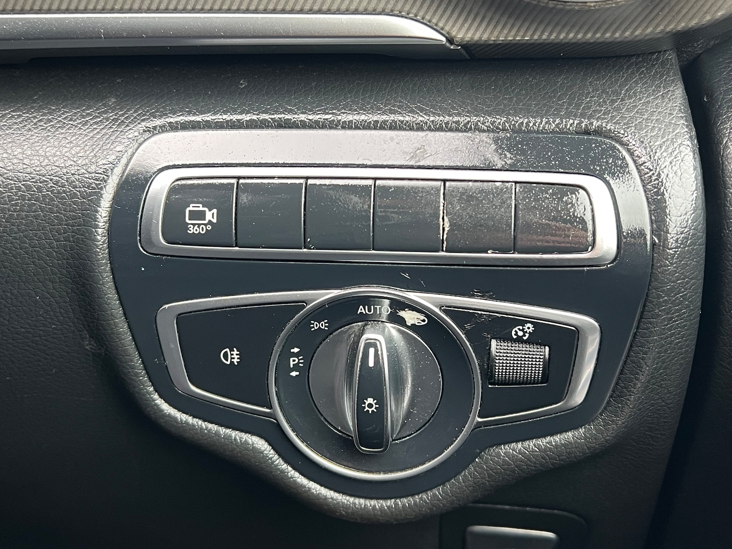 Used Mercedes-Benz V-Class 2018 for sale - 76386866: Photo 35