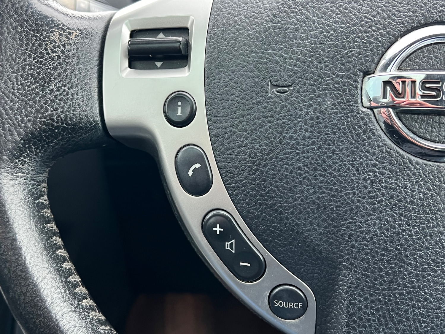 Used Nissan Qashqai 2013 for sale - 77557302: Photo 20