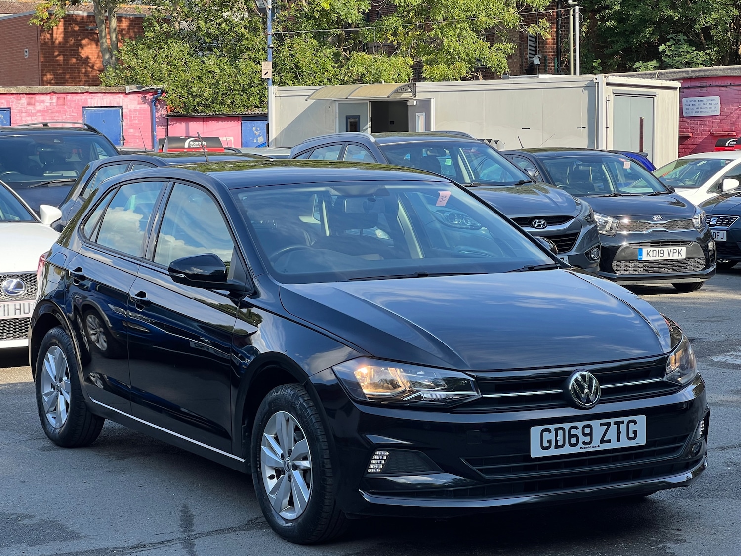 Used Volkswagen Polo 2020 for sale - 76107045: Photo 1