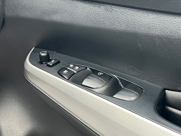 Used Nissan Navara 2018 for sale - 76224966: Photo 34