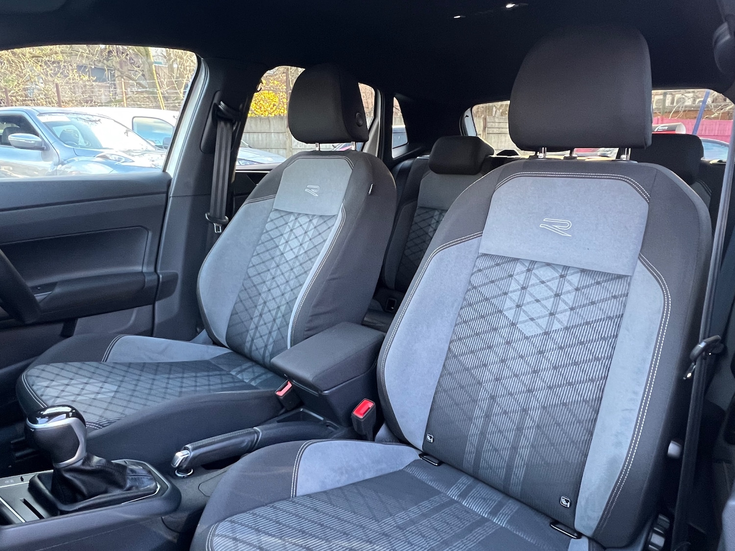 Used Volkswagen Polo 2024 for sale - 76739394: Photo 14