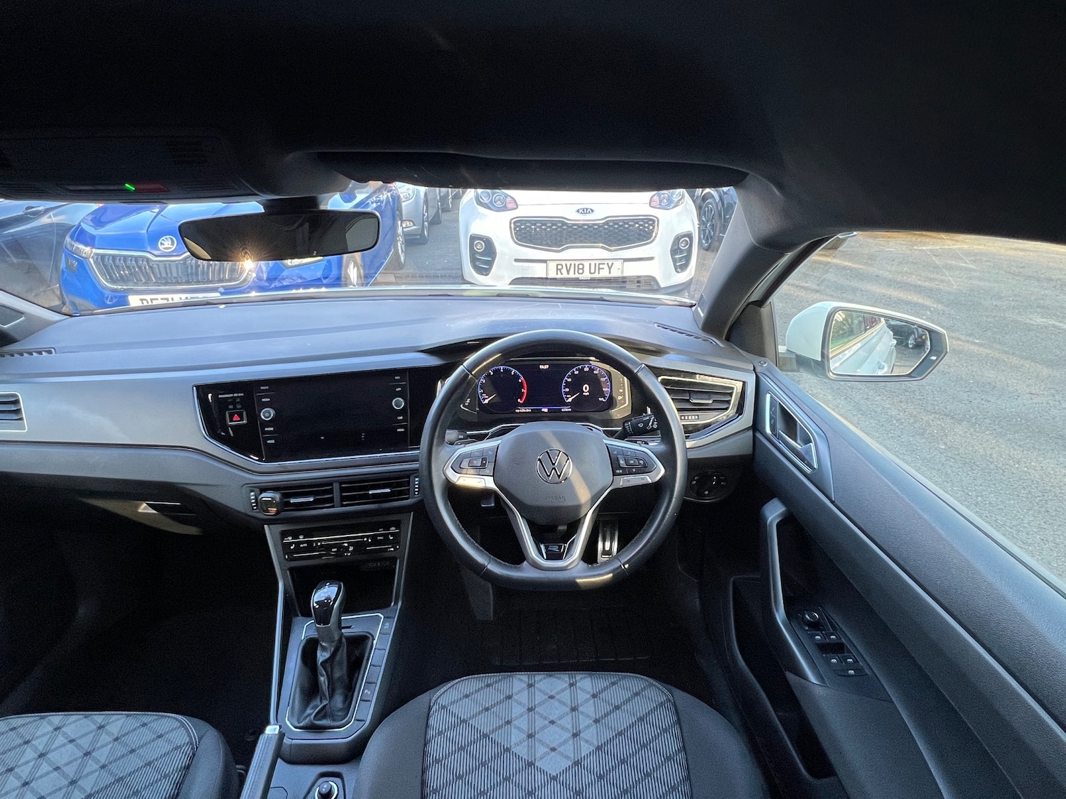 Used Volkswagen Polo 2024 for sale - 76739394: Photo 17