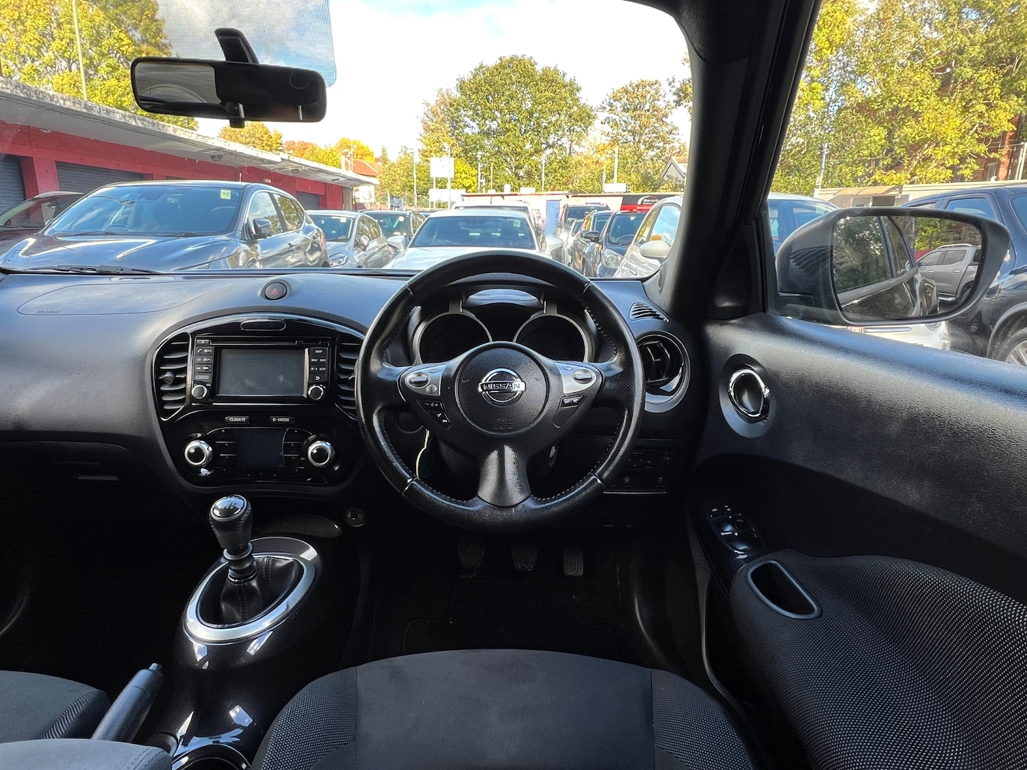 Used Nissan Juke 2015 for sale - 76386889: Photo 18