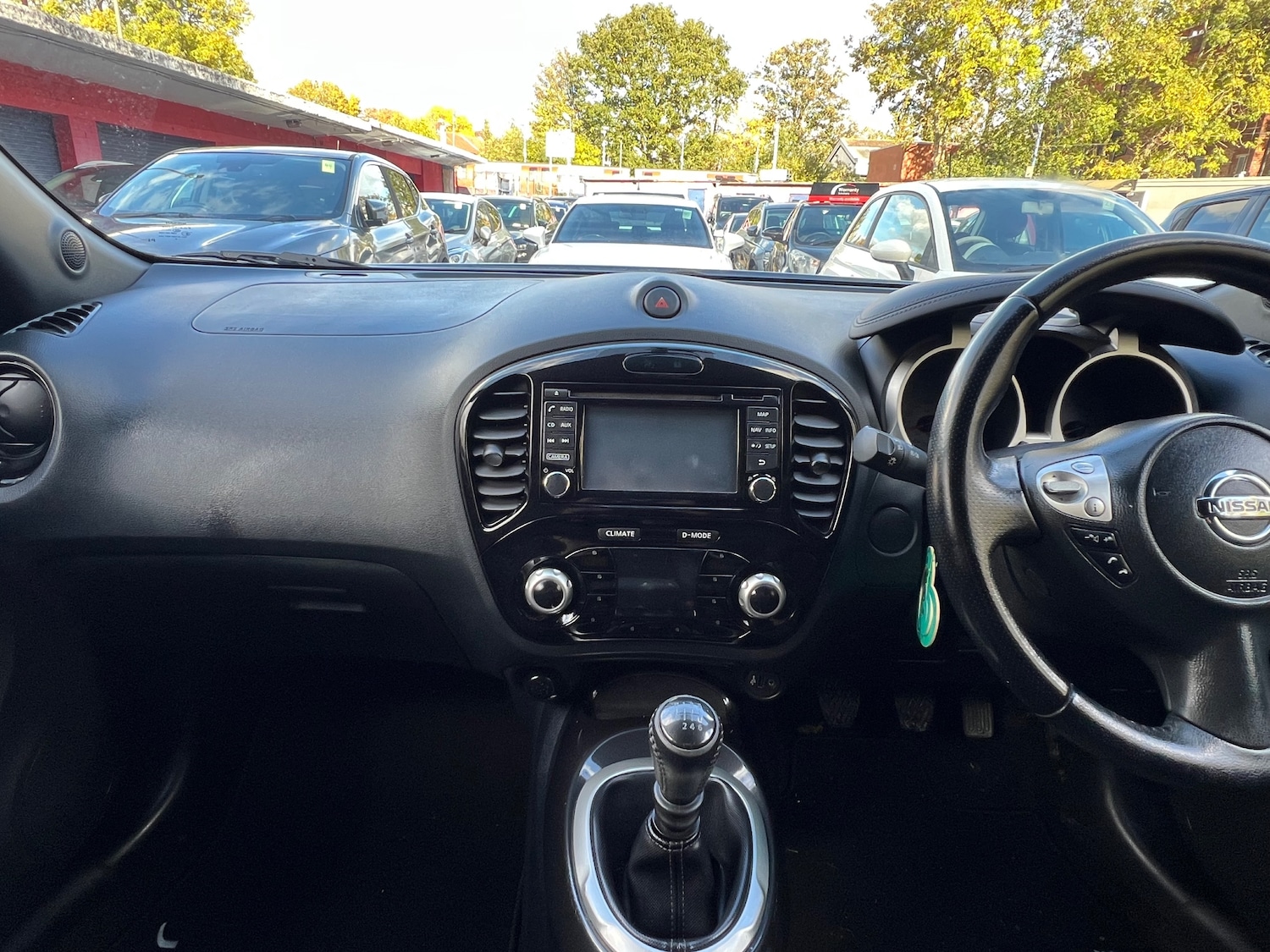 Used Nissan Juke 2015 for sale - 76386889: Photo 24