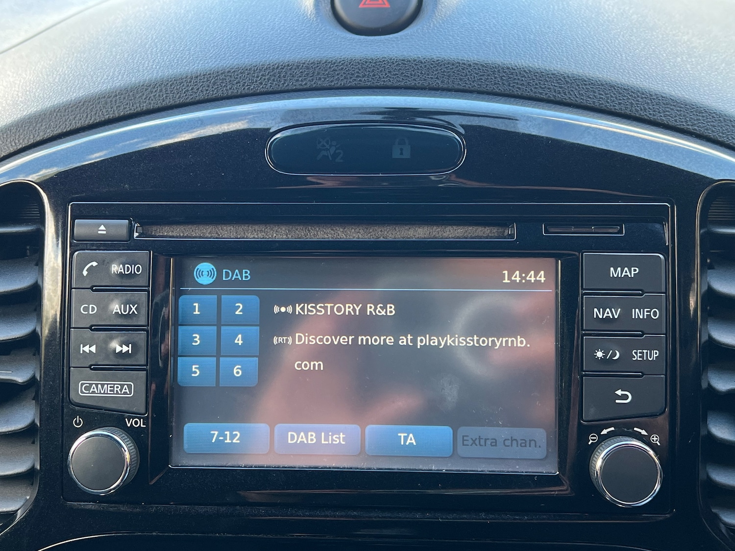 Used Nissan Juke 2015 for sale - 76386889: Photo 30