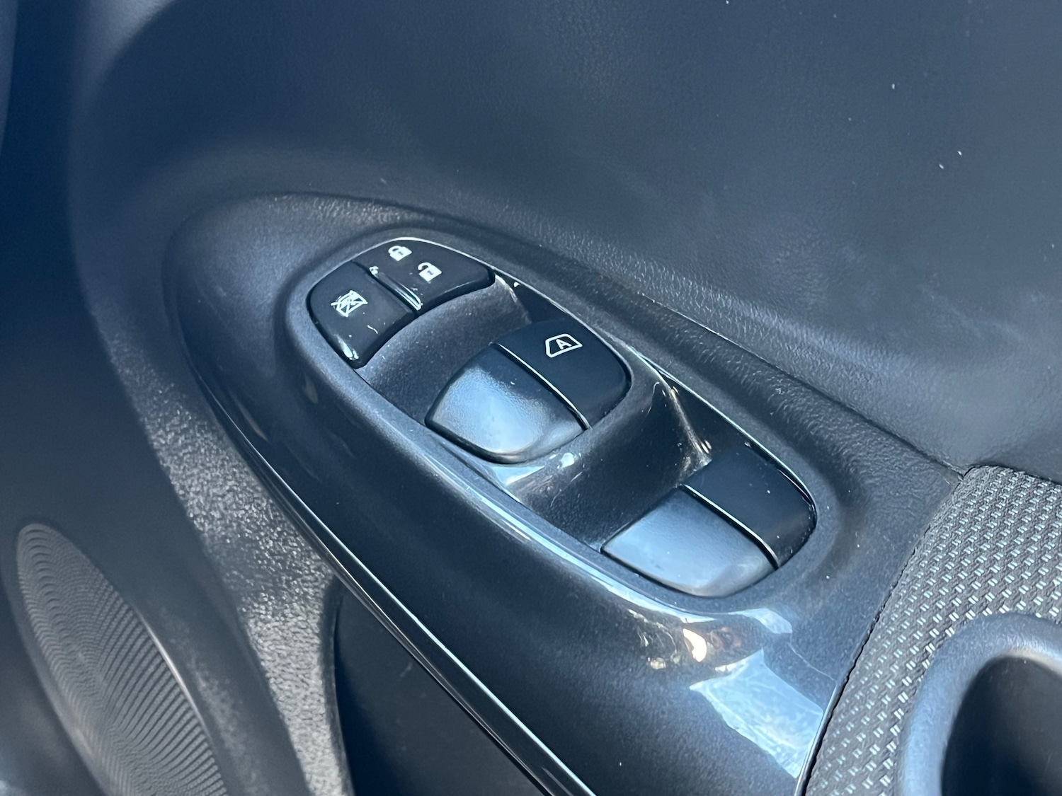 Used Nissan Juke 2015 for sale - 76386889: Photo 32