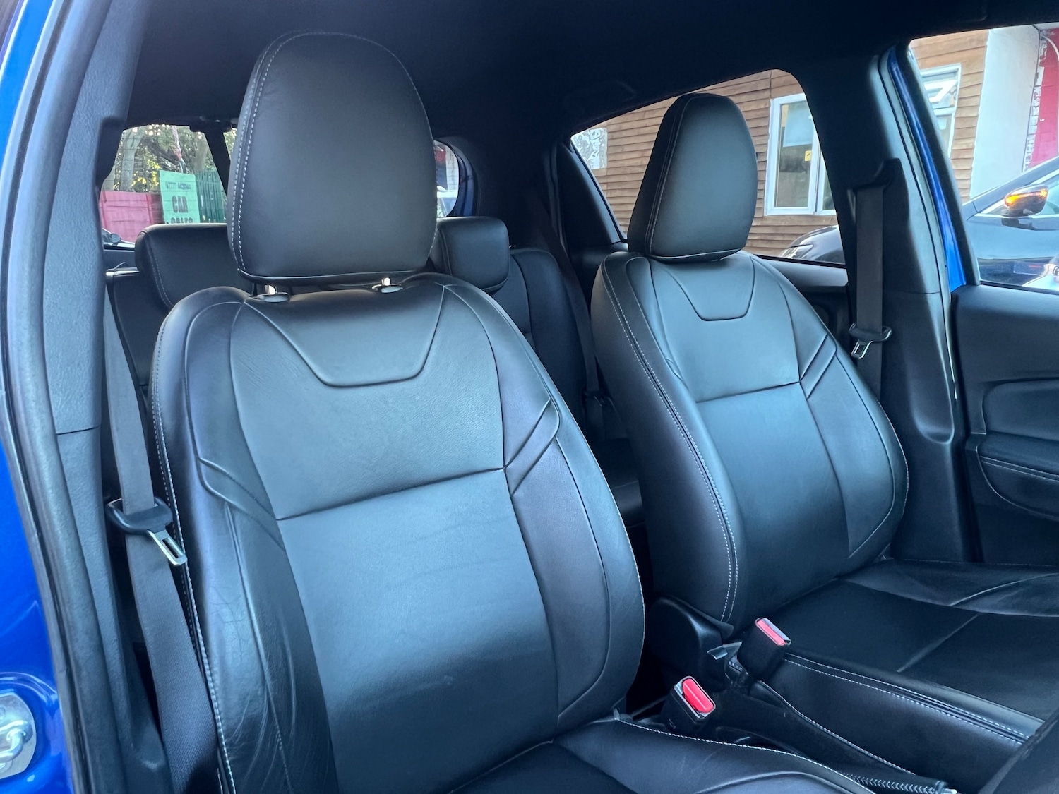 Used Toyota Yaris 2018 for sale - 76604325: Photo 10